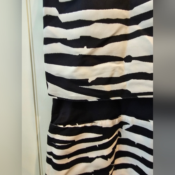 Hugo Boss Women Black Ivory Zebra Dress Size 2 Silk Cocktail Party $595 - Picture 4 of 12